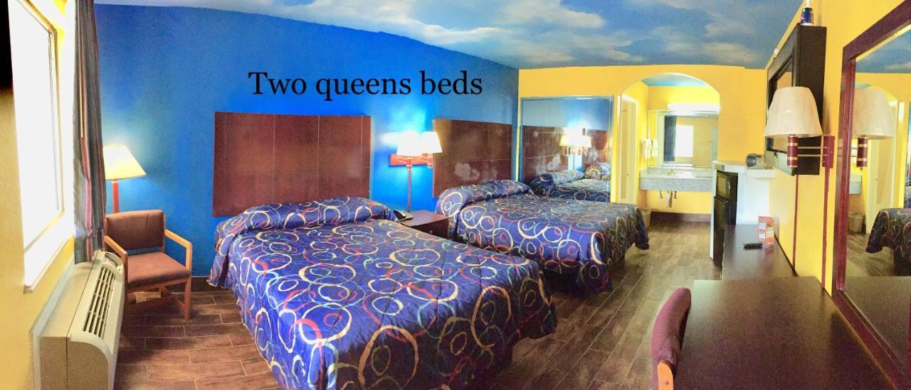 Luxury Inn Ченълвю Екстериор снимка