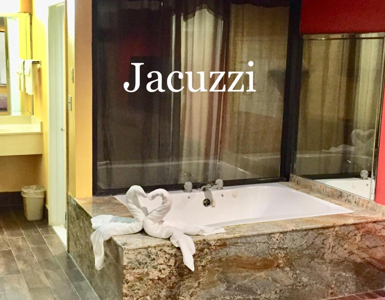 Luxury Inn Ченълвю Екстериор снимка